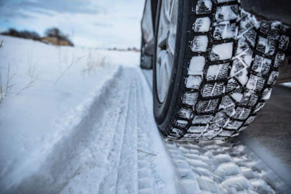 Quels pneus sont les meilleurs pour rouler dans la neige ?