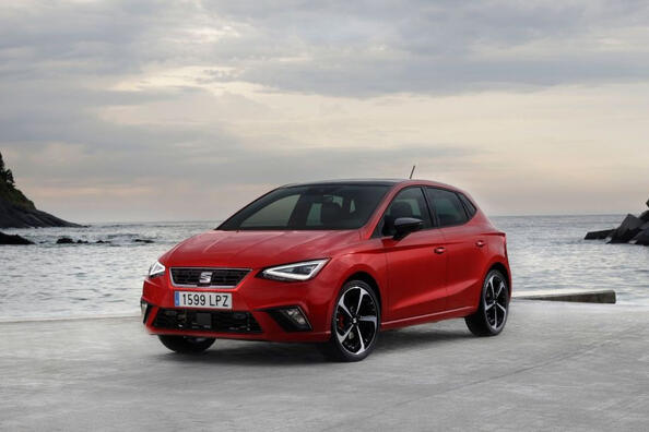 Aperçu de la SEAT Ibiza mise à jour : une berline lumineuse et moderne