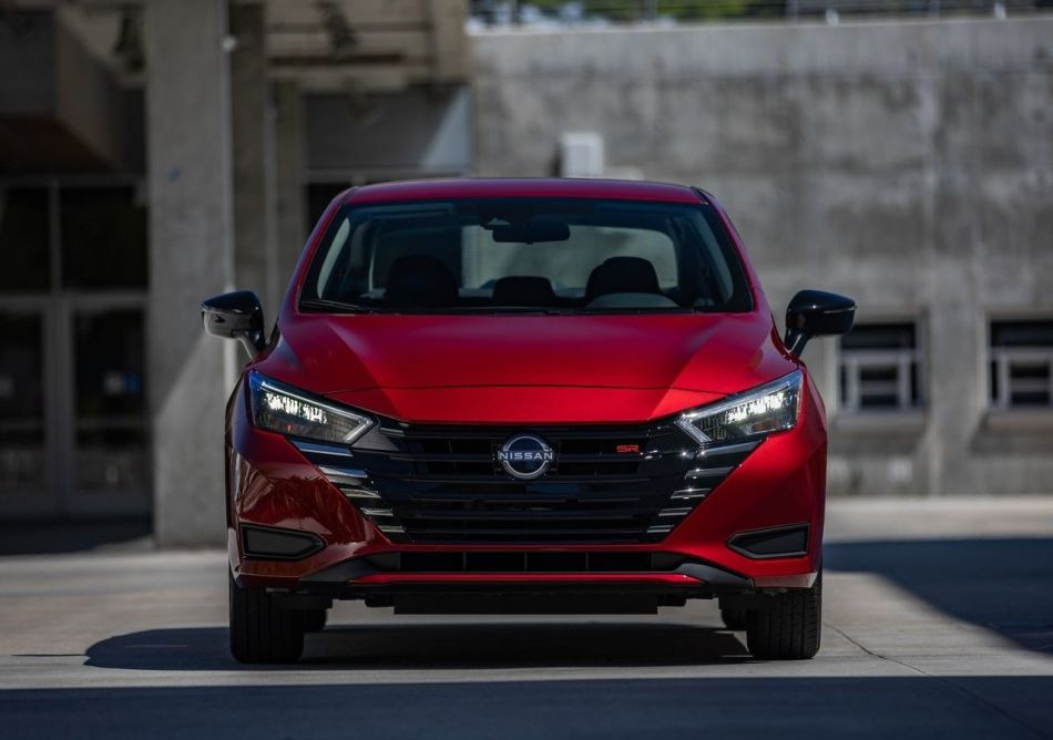La Nissan Versa mise à jour : une berline élégante et abordable