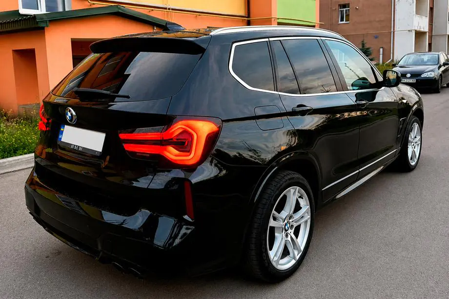 BMW X3 F25 2011-2018 Kit restylage vers X3M F97 2024 Photo 9