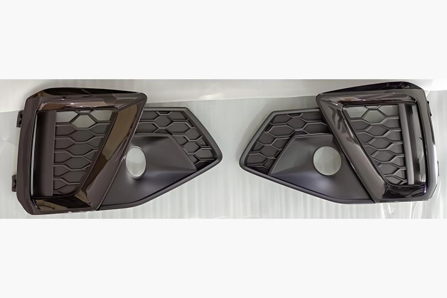 Audi A4 B9 2015-2024 Grilles d'antibrouillards RS-Style (pour S-Line 2019-2024, 2 pcs, Noir) Image