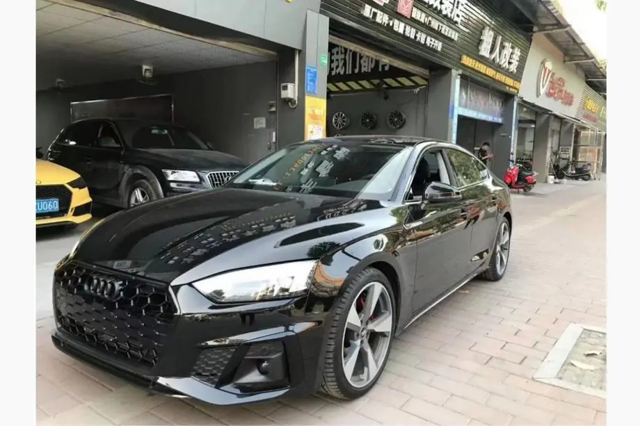 Audi A5 2016-2025 Grilles d’antibrouillards avec antibrouillards RS-Style (Pour S-Line, 2020-2025, 2 pcs, Noir) Image