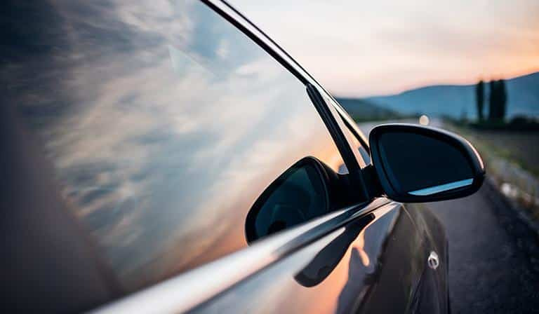 Comment choisir une vitre latérale pour une voiture ?