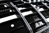 Audi Q8 2018- Calandre Avant SQ-Style (2018-2023, noir avec chrome) photo 12