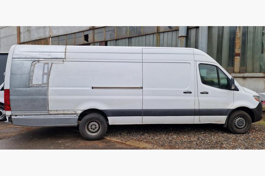 Mercedes Sprinter W907/W910 2018- Kit carrosserie pour allongement de voiture Partie Centrale Photo 7