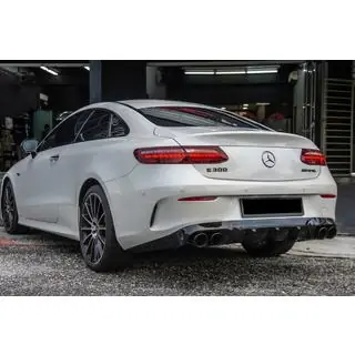Diffuseur Arrière Black avec Sorties Black (Design AMG53)