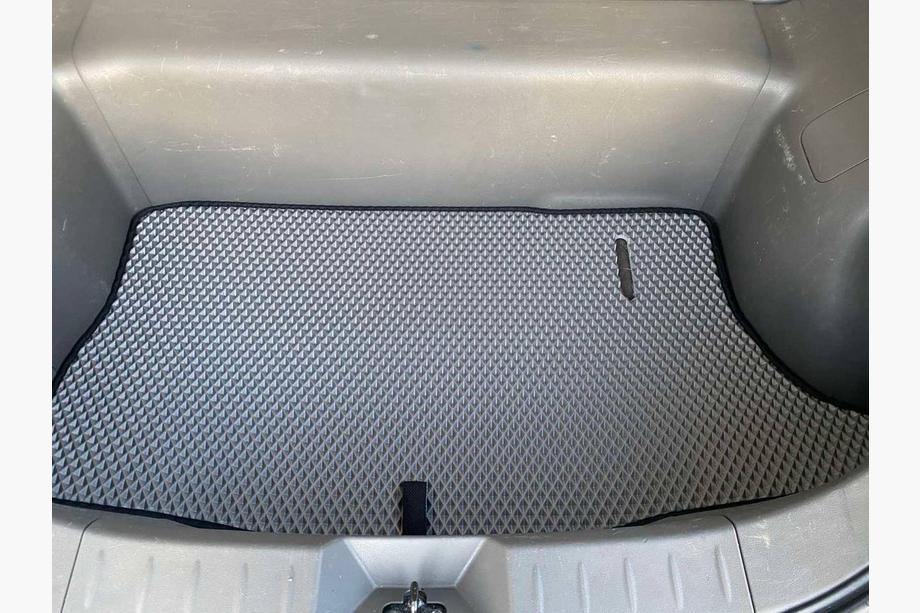 Nissan Leaf 2010-2017 Tapis de coffre V-3 (EVA, Gris) Photo 1