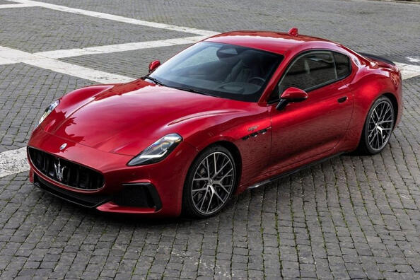 Maserati GranTurismo II : essai de la deuxième génération de la voiture de sport Photo 2