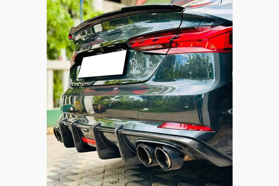 Audi A5 2016-2025 Diffuseur de Pare-chocs Arrière V1 (pour S-Line 2016-2020, Carbone) Photo 3