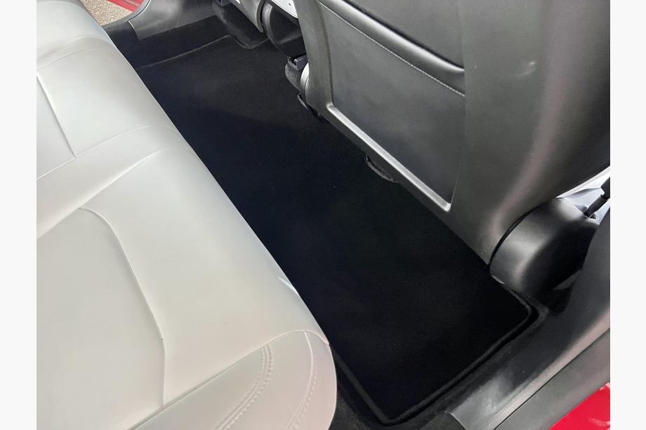 Tesla Model Y 2020- Tapis de sol textile Premium (2020-2024, Noir) Photo 3
