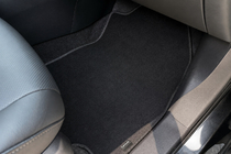 Toyota Rav 4 2019–2025 Tapis de sol textile Premium (Noir) photo 6