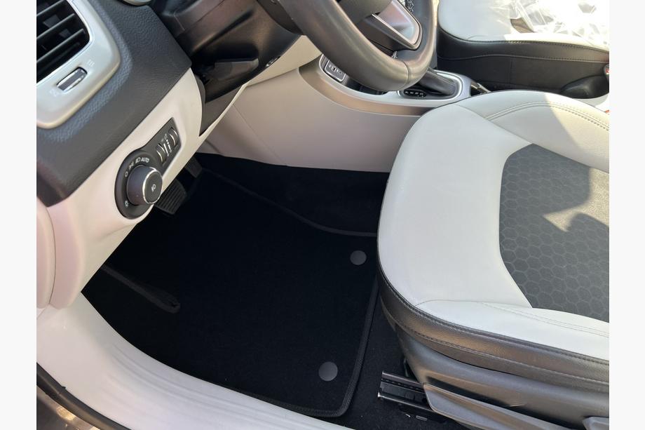 Jeep Compass 2006-2016 Tapis de sol textile Classic (Noir) Image