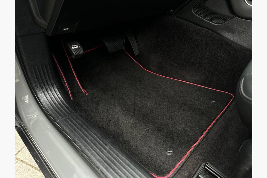 Dodge Challenger 2008-2023 Tapis de sol textile Classic (Coupé, Noir) Image