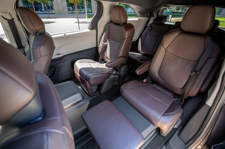 Le confort sur roues : qu’est-ce qui détermine le confort dans un monospace et un minibus ?