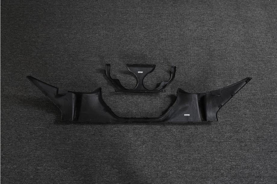 BMW 2 Series G42 2021- Diffuseur de Pare-chocs Arriere Carbone V2 (G87) Photo 3