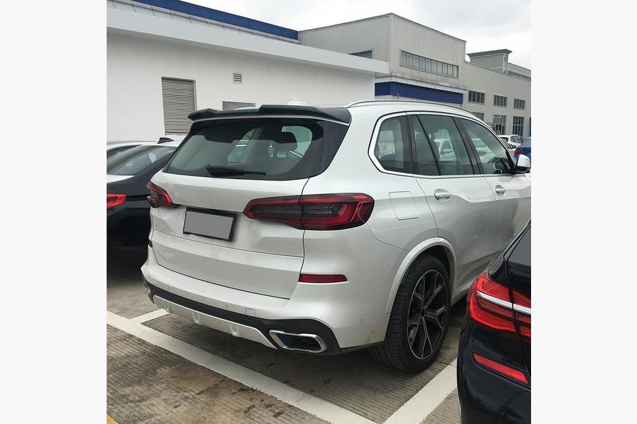BMW X5 G05 2019–2026 Spoiler de Lunette Arrière V2 (Noir Brillant) Photo 1