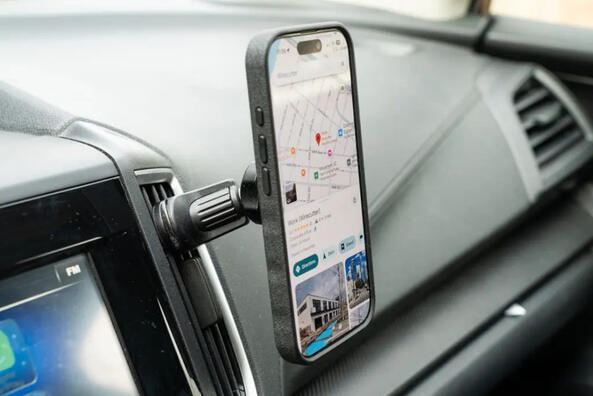 Comment choisir le support de smartphone parfait dans la voiture ?