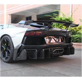 Cache Pare-chocs Arrière Carbone Lamborghini Aventador 2011-2022 photo 2