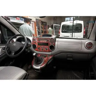 Tuning intérieur voiture (couleurs assorties) Peugeot Partner Tepee 2008-2018 photo 3