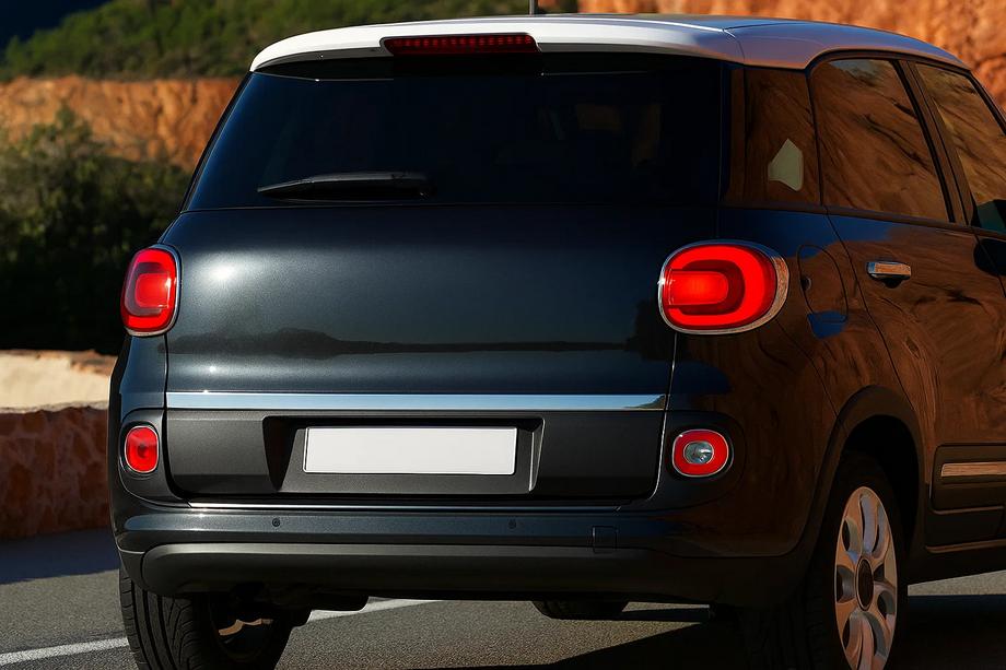 Fiat 500/500L 2013-2022 Baguette de coffre inox Image