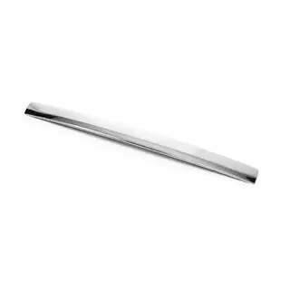 Baguette chromée au-dessus de la plaque d'immatriculation (inox) photo 3