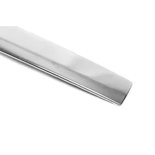 Baguette chromée au-dessus de la plaque d'immatriculation (inox) photo 4