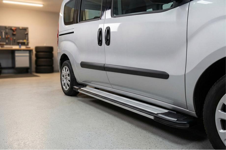 Opel Combo 2012-2018 Marchepieds Latéraux Rainbow (2 pcs, aluminium) Image