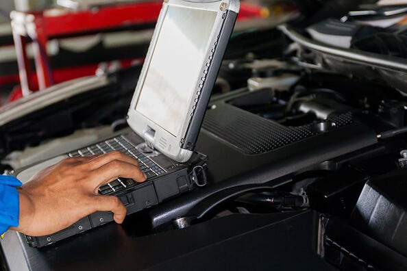 Diagnostic informatique de voiture : tous les avantages