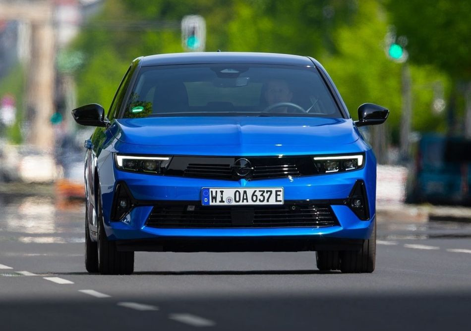 Opel Astra L Electric 2023 : essai de la voiture électrique