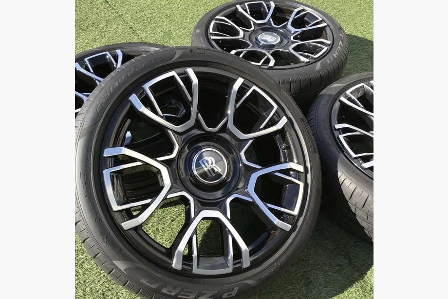 Rolls-Royce Ghost 2009-2020 Jantes forgées R22 (Lot de 4) Image