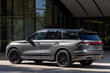 Lincoln Aviator mis à jour : aperçu des fonctionnalités, des niveaux de finition et du design photo 4