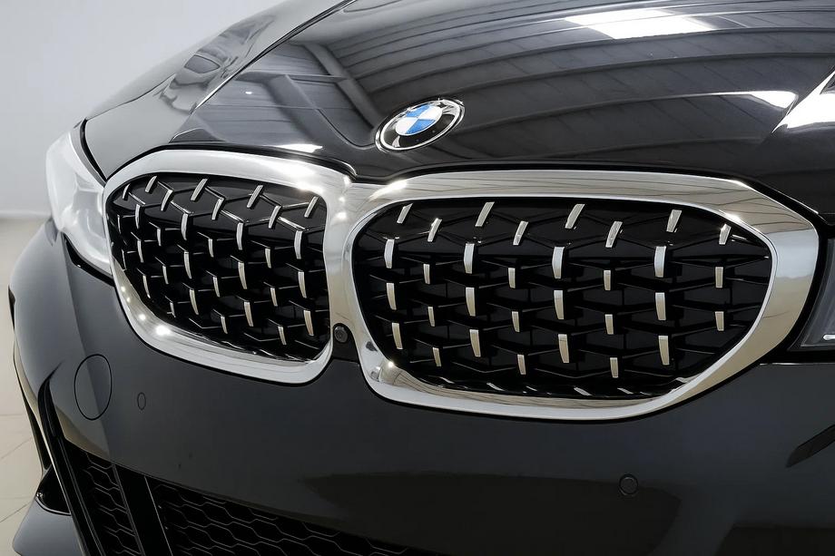 BMW 3 Series G20/G21 2018- Calandres Double Nieren Diamond Silver (2018-2022, Encadrement Chrome) Image