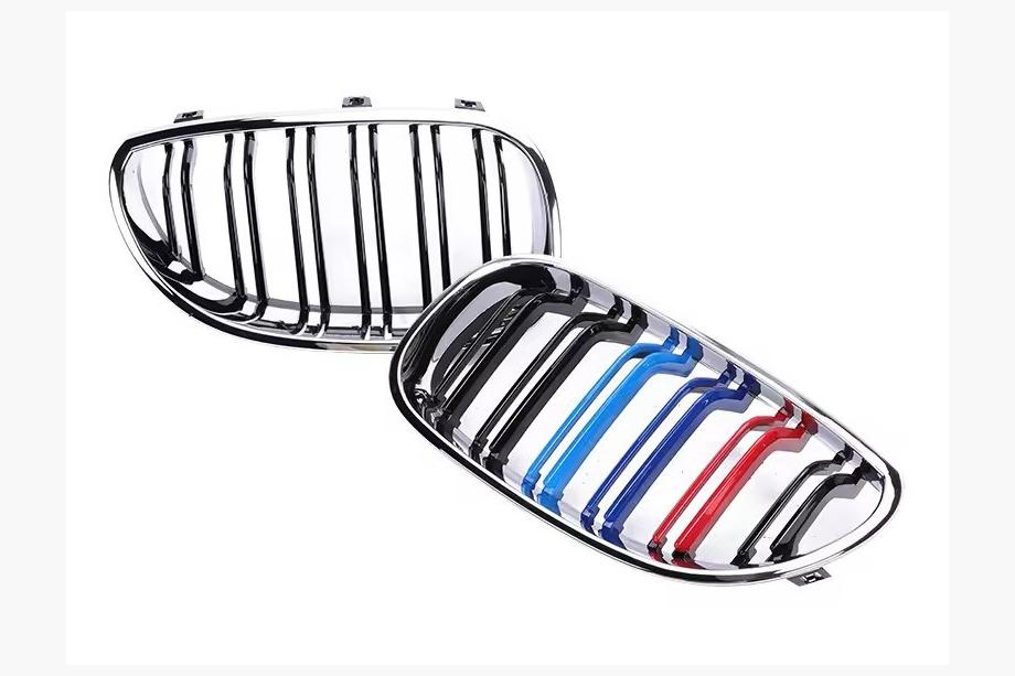 BMW 5 Series E60/E61 2003-2010 Calandre M-Look (M-Color avec contour chromé) Photo 2