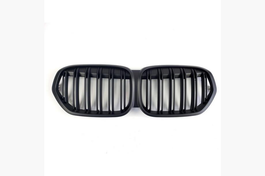 BMW X1 F48 2015-2022 Calandre Double M-Look (2020-2022, Noir Mat) Photo 2