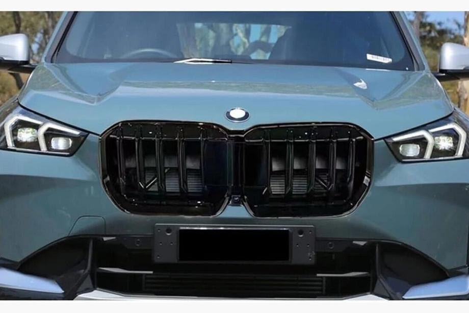 BMW X1/iX1 (U11) 2022- Calandre 1 Bar (noir mat) Image