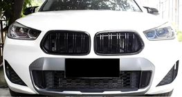 BMW X2 F39 2018-2023 Calandre M-Look (Noir Brillant) photo 1