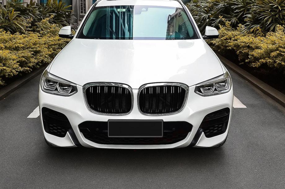 BMW X3 G01 2018- Calandre M-Look (2018-2021, Noir Brillant avec Encadrement Chrome) Image