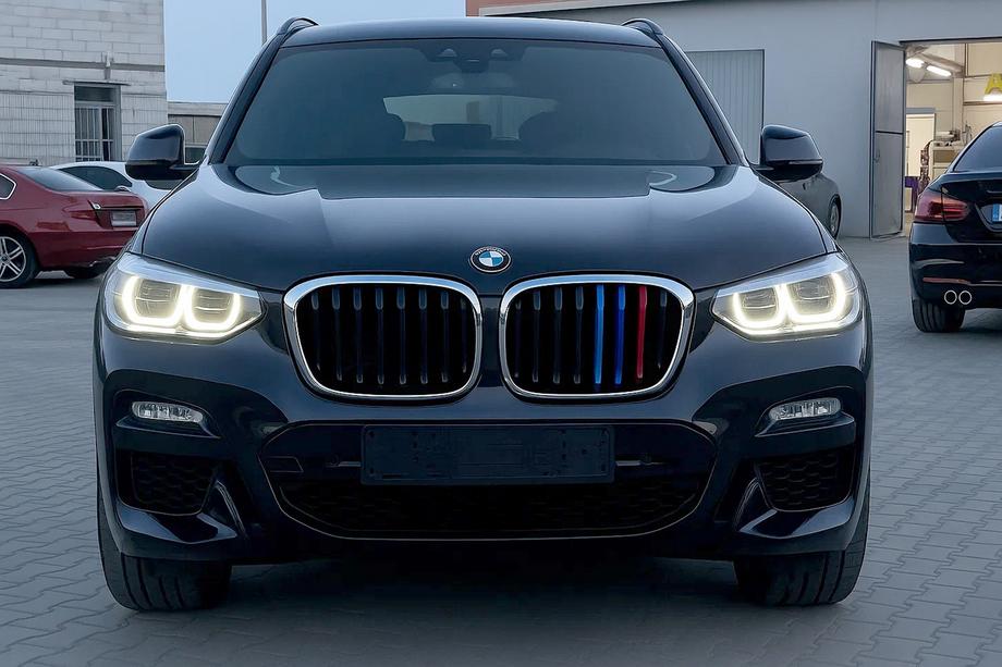 BMW X3 G01 2018- Calandre double 1 Barre (2018-2021, M-Color avec contour chromé) Image