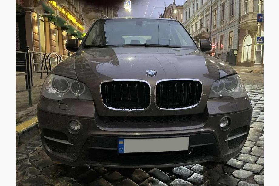 BMW X6 E71 2008–2014 Calandre M-Look (Noir Brillant avec Encadrement Chrome) Photo 1
