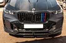 BMW X5 G05 2019–2026 Calandre 1 Bar (2023+, M-Color) photo 1