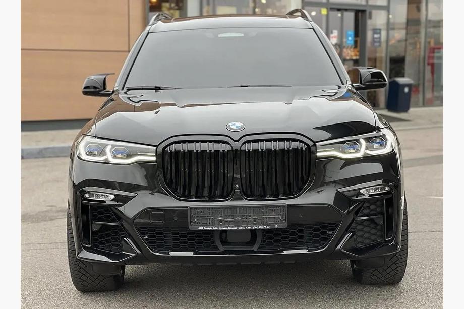 BMW X7 G07 2019- Calandre M-Look (2019-2022, Noir Brillant) Image