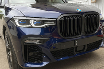 BMW X7 G07 2019- Calandre M-Look (2019-2022, Noir Mat) photo 3