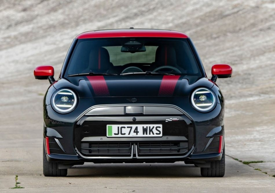 Essai de la MINI John Cooper Works Electric à hayon