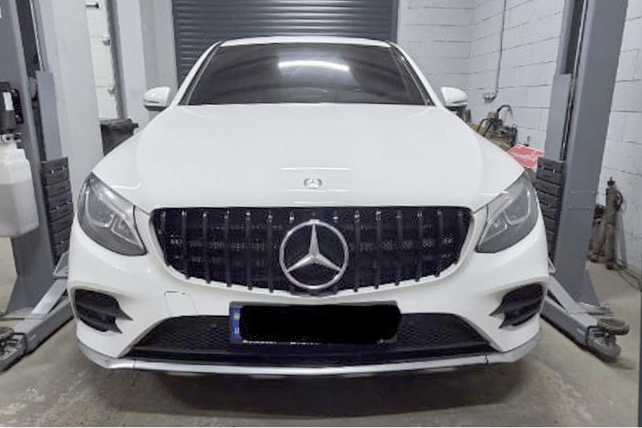 Mercedes GLC X253 2015-2022 Calandre Avant GT Panamericana Noir (2015-2019) Photo 3