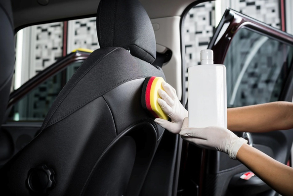 Comment nettoyer les sièges de voiture avec vos propres mains : conseils utiles Photo 1
