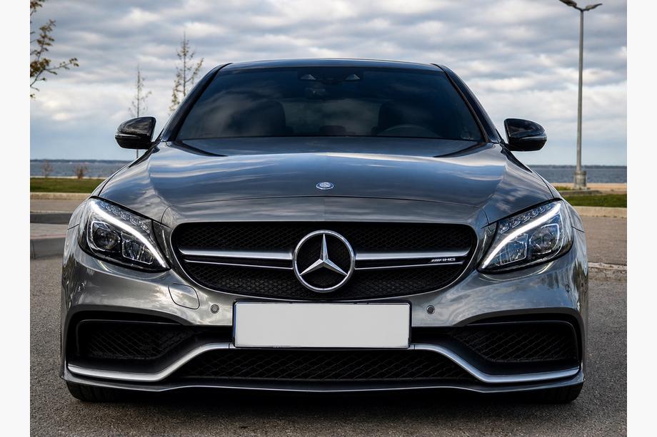 Mercedes C-class W205 2014-2021 Pare-chocs avant complet (design AMG C63 2014-2018) Photo 1