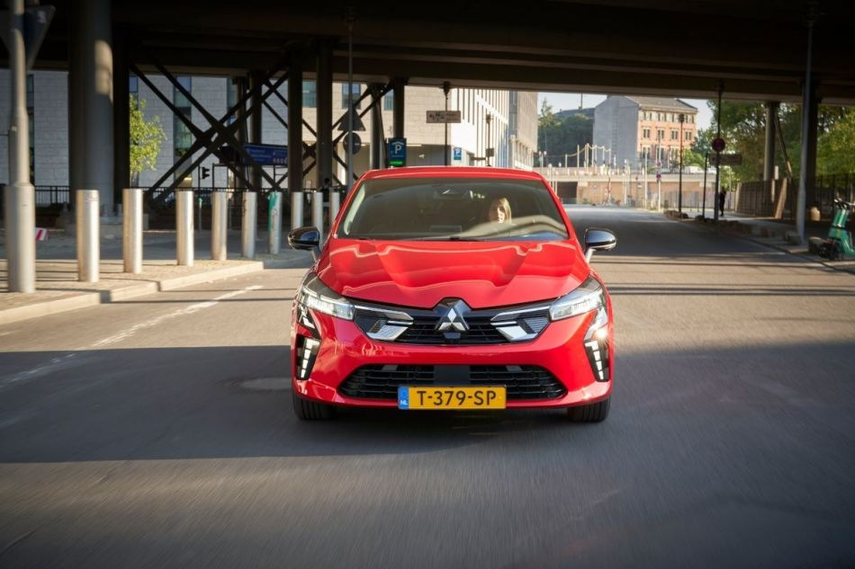 Mitsubishi Colt 7 : caractéristiques techniques, équipements et fonctionnalités