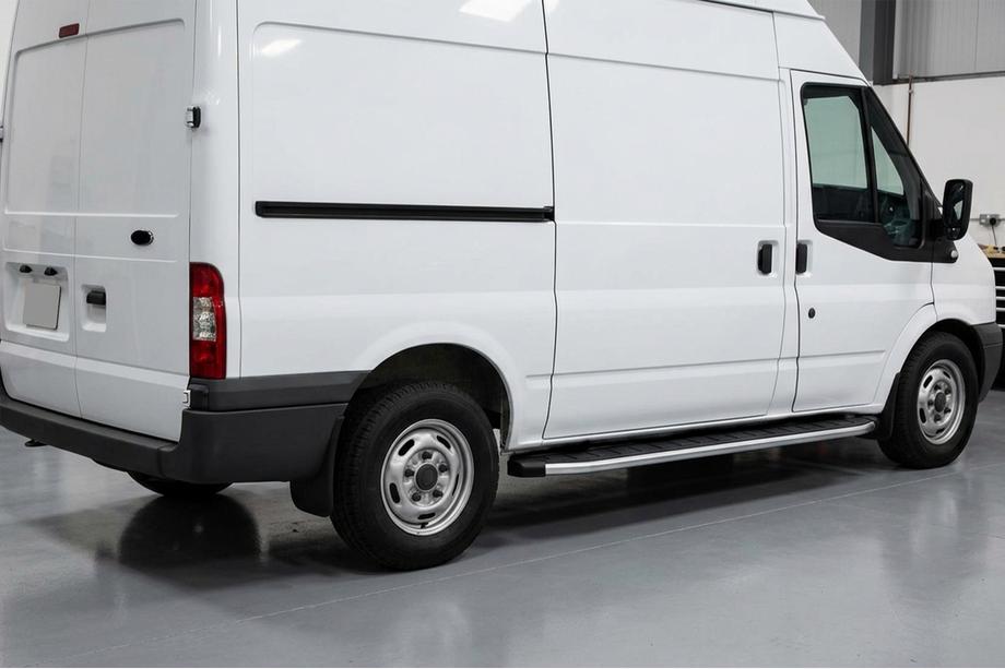 Ford Transit 2000–2014 Marchepieds Latéraux Fullmond (2 pcs, aluminium) Image