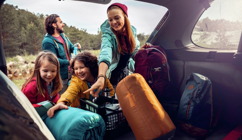 Comment rendre une voiture confortable pour les longs voyages avec des enfants