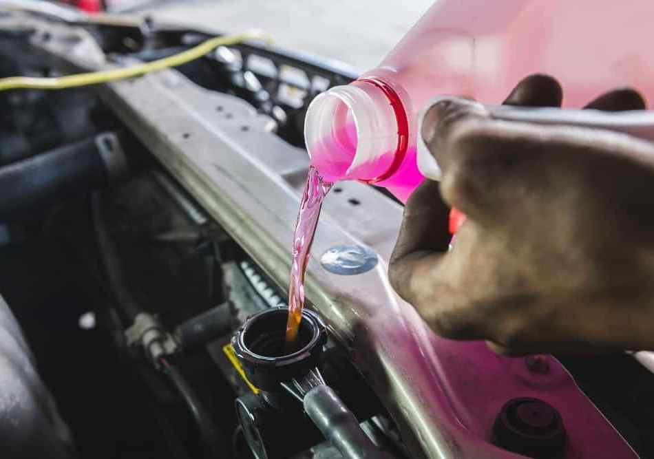 À quelle fréquence devez-vous changer l’antigel de votre voiture ?